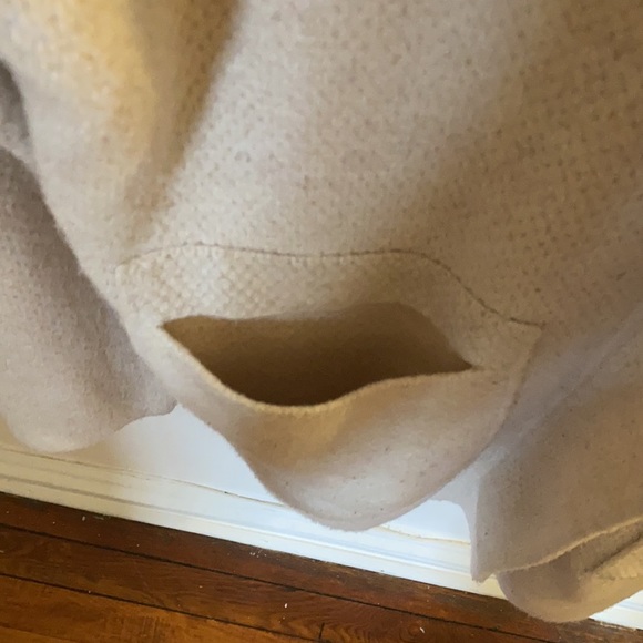 Zara Knit Zip Long Cardigan with Faux Fur Hood and Zipper closure - Picture 7 of 8